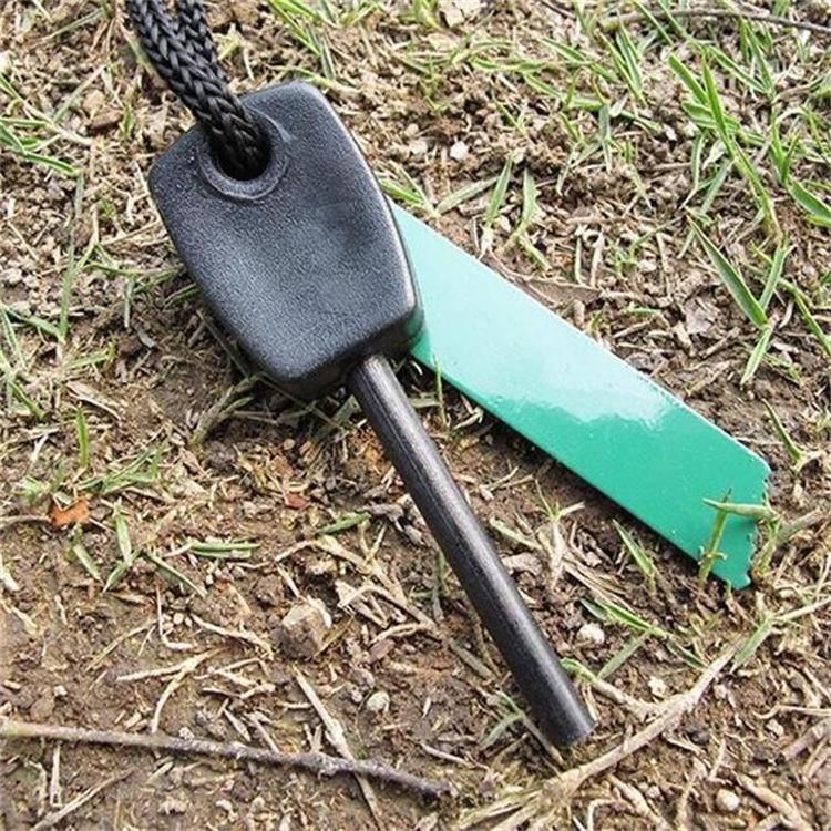 New Bushcraft Ferro Rod Magnesium Flint And Steel Fire Starter Survival Tool