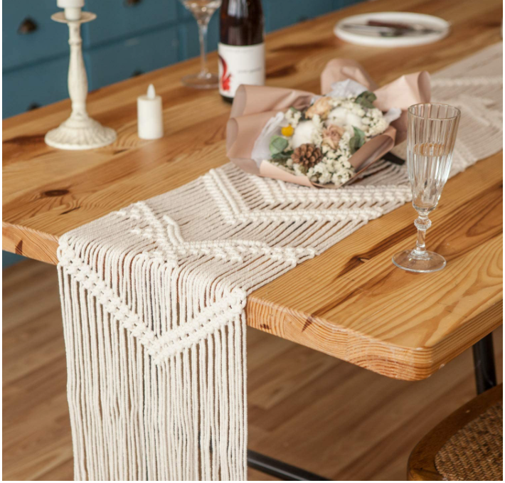 High Quality Macrame Customized White Boho Style Table Runner for Christmas Wedding Party Home Decor Table Cover Manufacturer