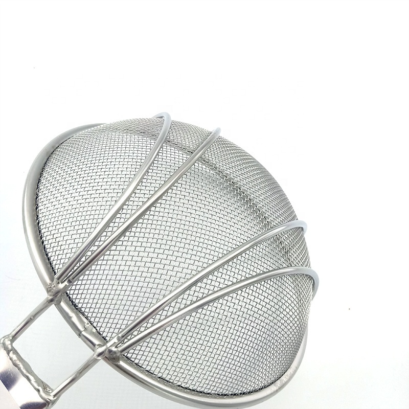 Different size kitchen tools stainless steel strainer with long wooden handle fondue scoop noodle scoop