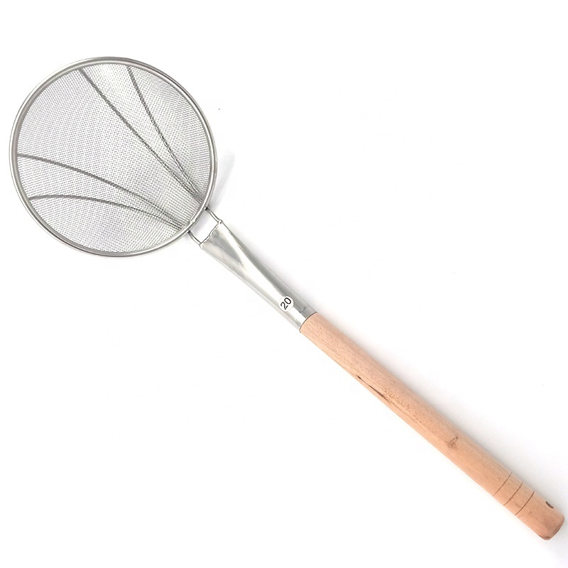 Different size kitchen tools stainless steel strainer with long wooden handle fondue scoop noodle scoop