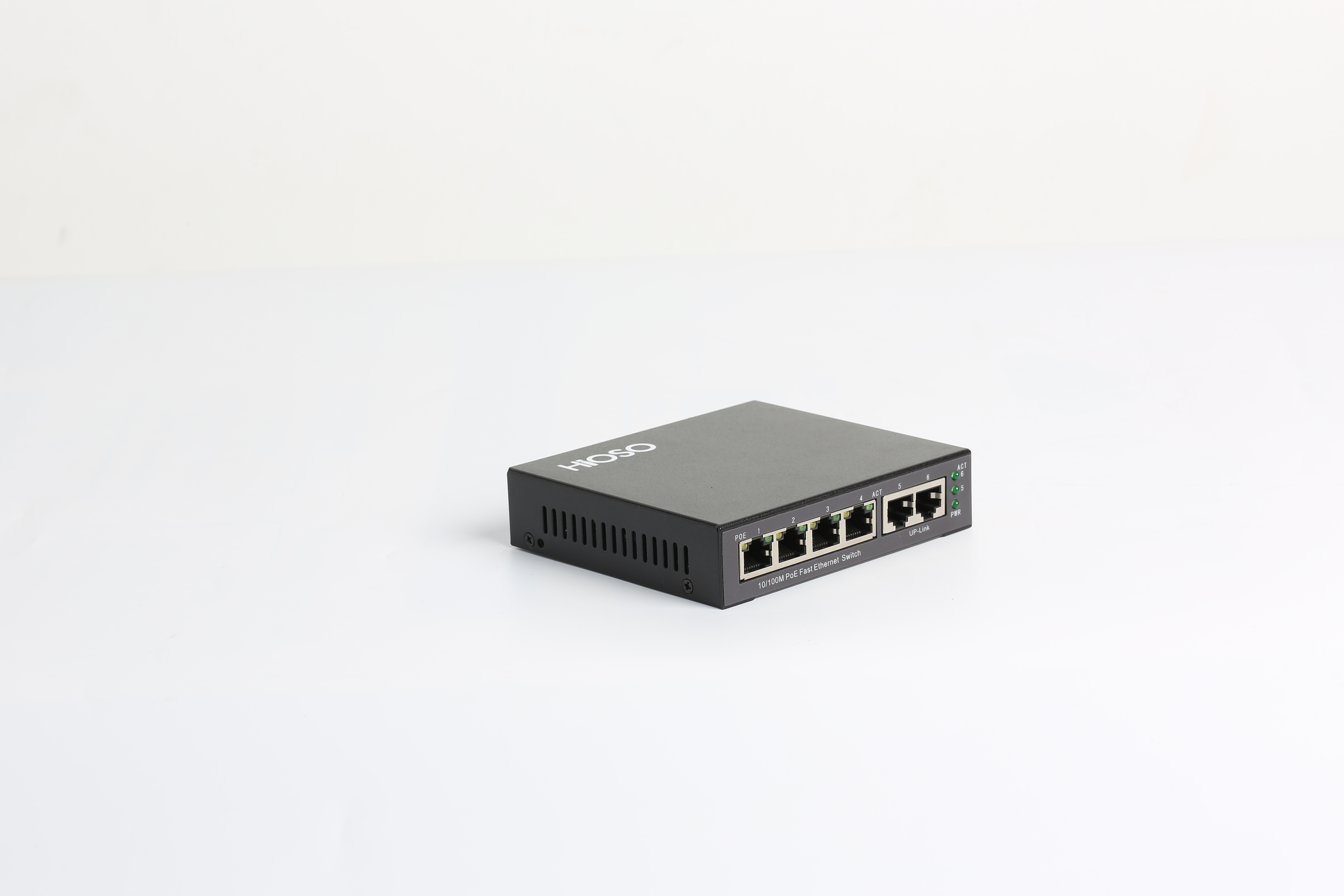 Hot Sale Factory Price 4 ports 100M POE with 2 100Mbps TP Ethernet Switch Management Optional 12/24/48 ports fiber switch