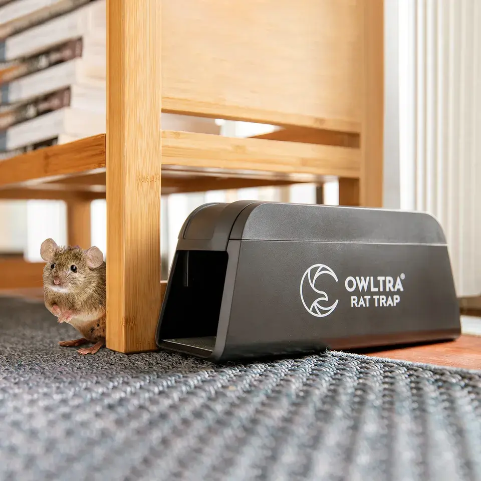 [OWLTRA] Smart Battery powered Sustainable Killer Rat Box Pest Control Product Killer Electronic High-Voltage Mouse Trap