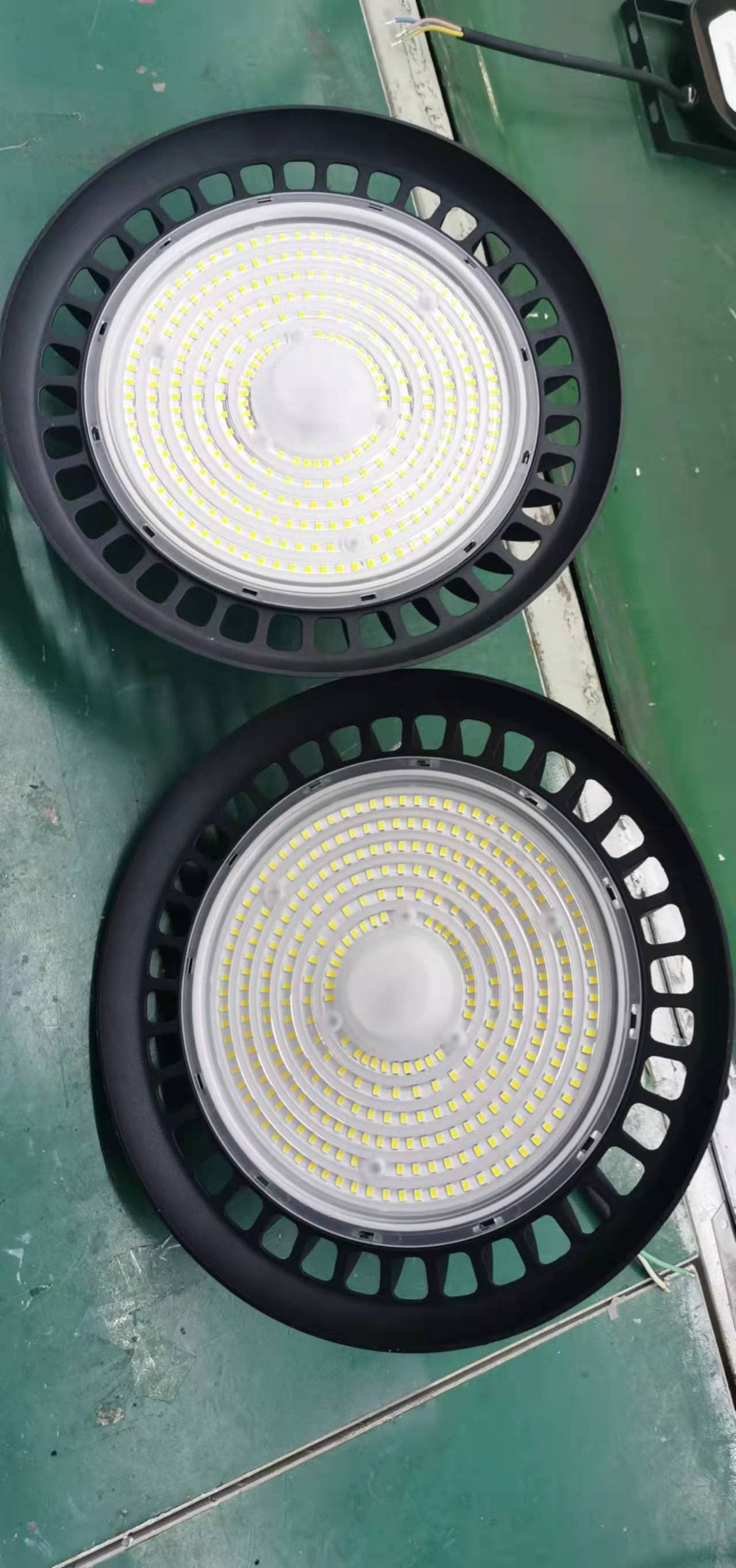 Cheaper 250W UFO high bay light IP65  led high bay light fixture for Commercial Shop Lights Workshop Garage Factory