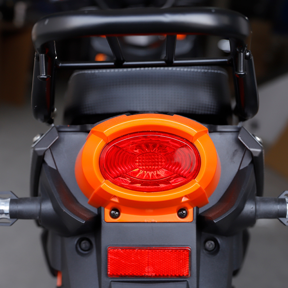 Hot Selling 60V 20Ah High-Speed Electric Moped 1000W EEC E-Scooter Two-wheel Powerful  for Adults g2 master electric motorcycle