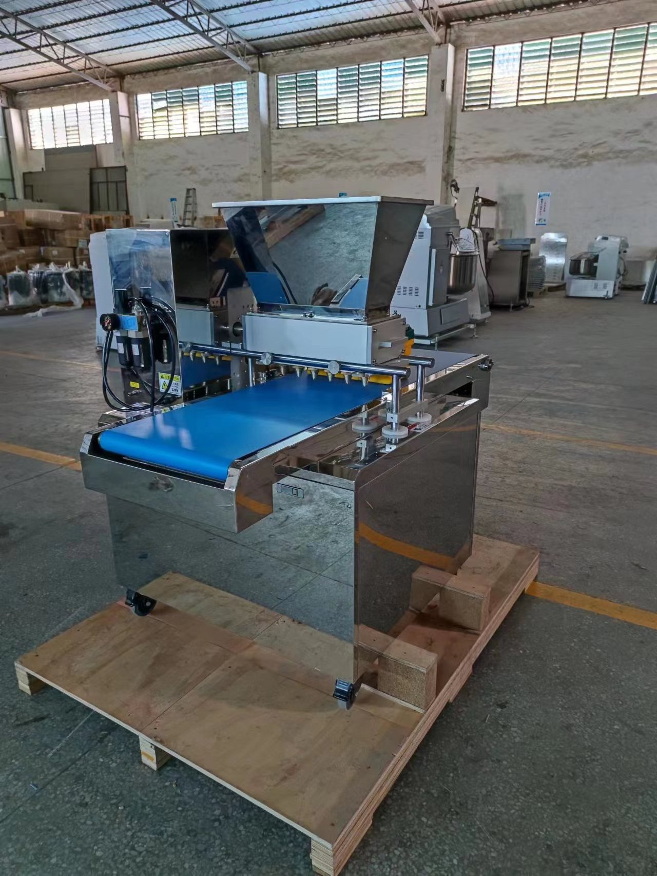 Hot Selling Automatic Biscuit  Fortune Cookie Make Machine/Automatic Cookies Making Machine