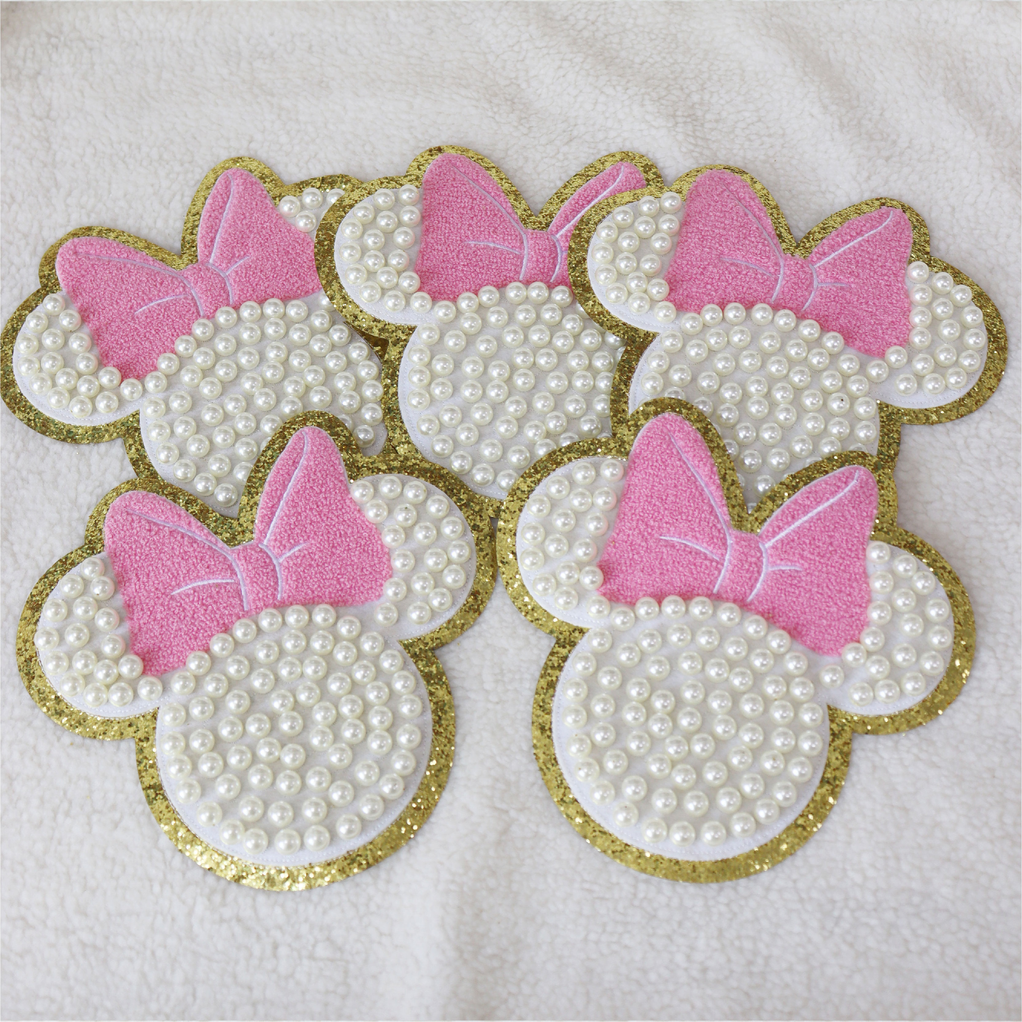 Custom Gorgeous Mickey Minnie disneypark Head Glitter Border Full Pearl Beading chenille Adhesive Patches