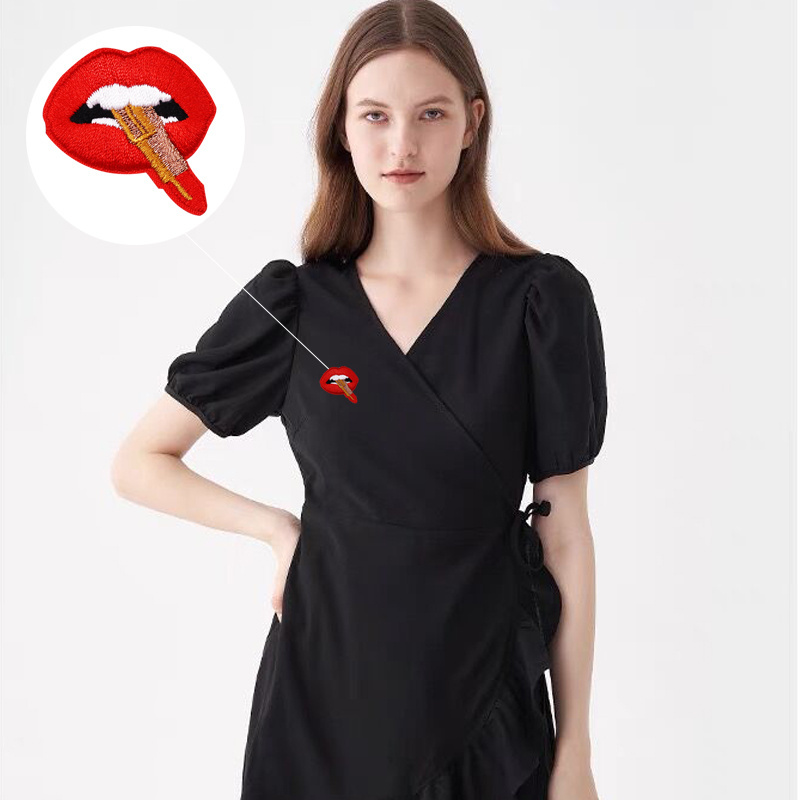 Factory fashion vintage patch sexy red lips lipstick logo designer apparel t shirt iron on embroidery patches