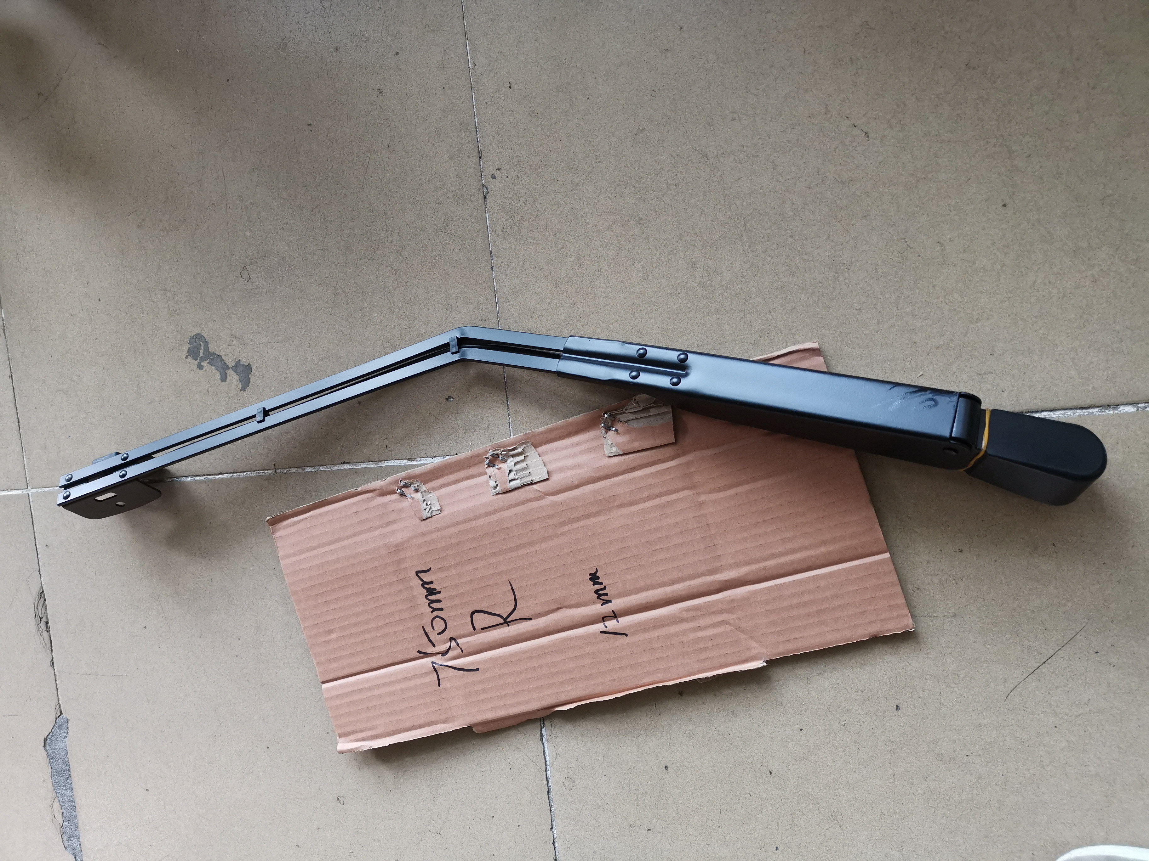 Windshield wiper arm 750MM length replacement bus outside body part