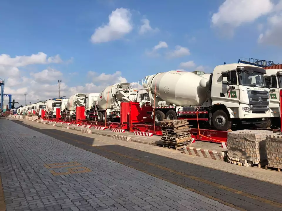 SANY SY412C-8R 12 Cubic Meters Mobile Cement Concrete Truck Mixer