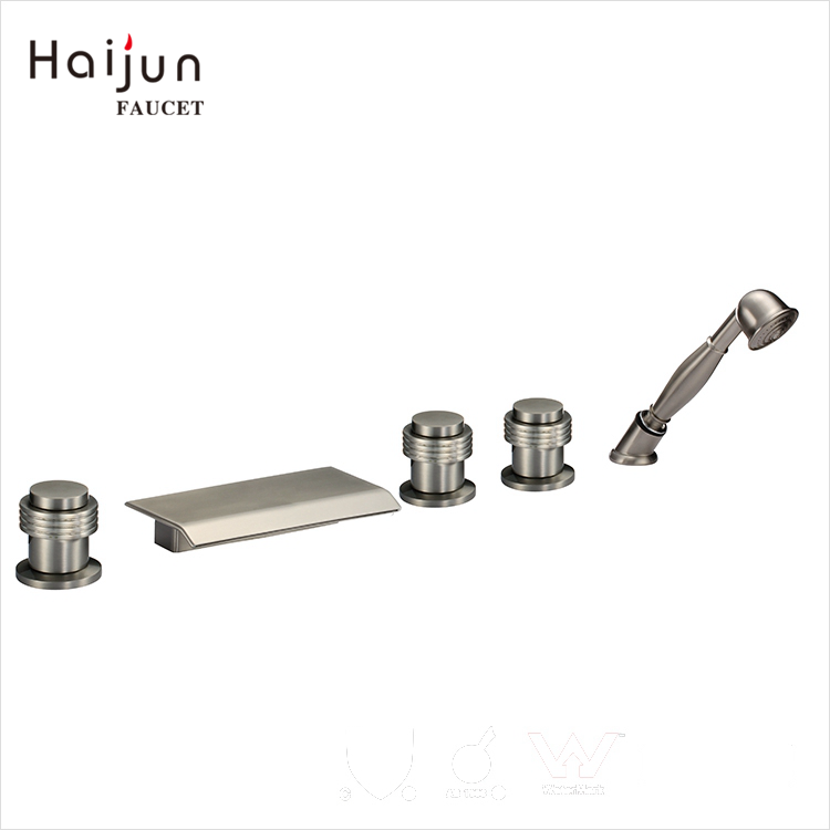 Haijun Hot Items robinet baignoir cUpc Triple Handle 5 Holes Bathroom Thermostatic Bathtub Faucets