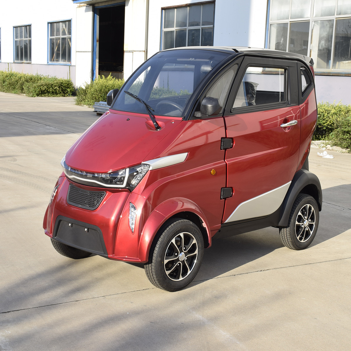 EEC New Energy Electric City Car for Sale