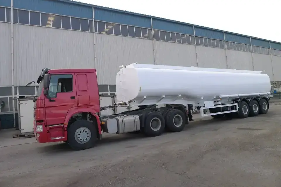 All Kind of Tankers Liquid Fuel Bulk Cement LNG LPG Powder Diesel Tank Cargo Container Transport Utility Truck Semi Trailer