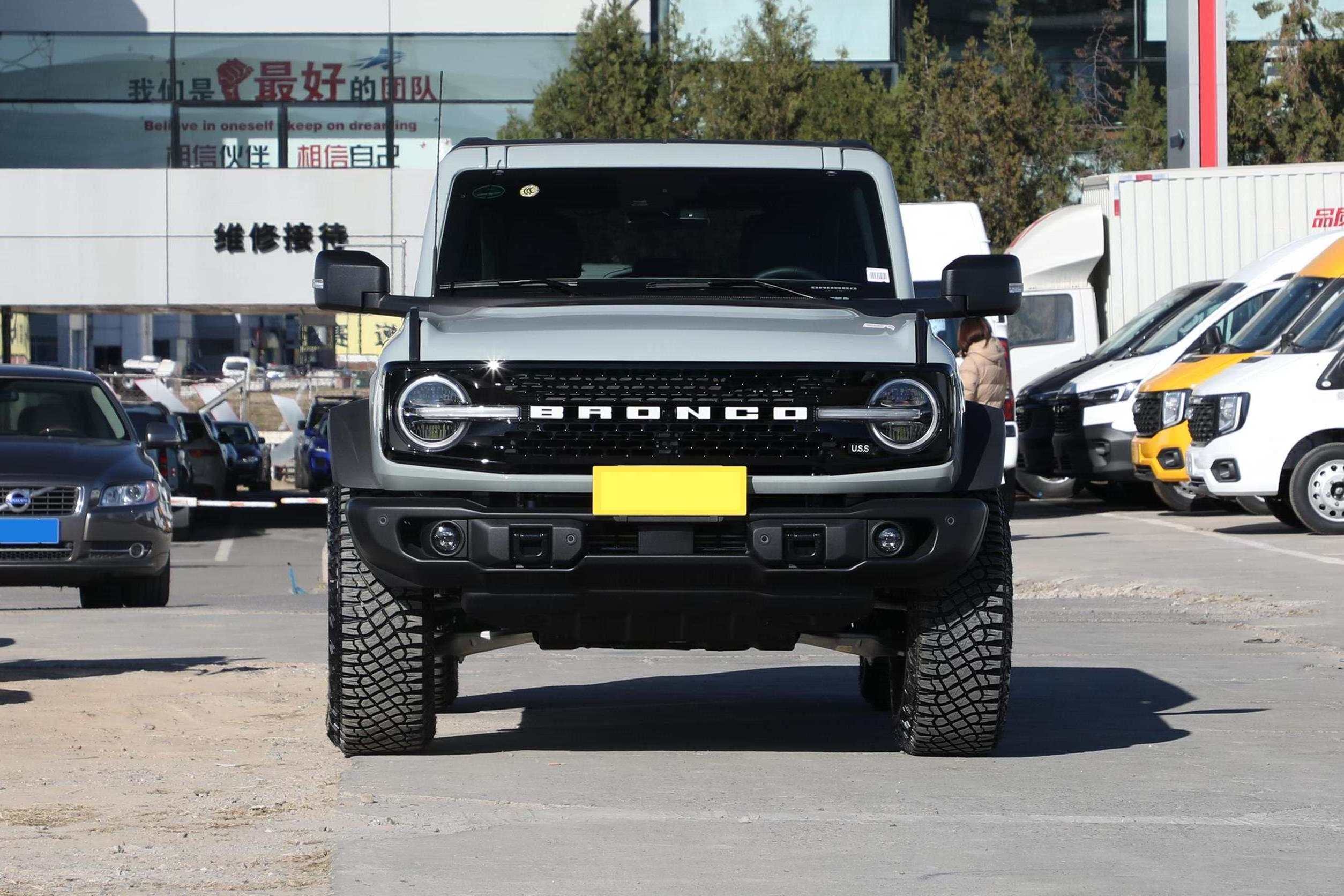 2024 ford bronco new car  2.3T gasoline engine 275hp 10AT off-road suv vehicle ford bronco