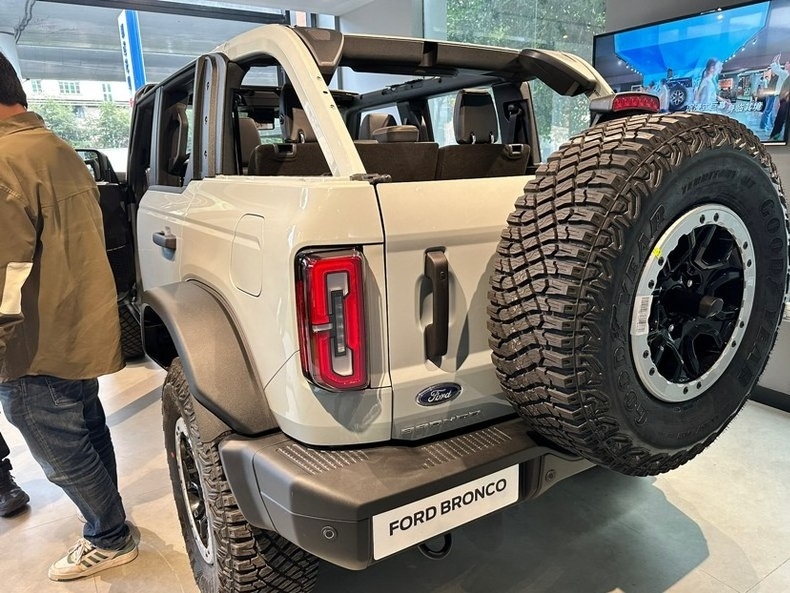 2024 Ford Bronco Everglade