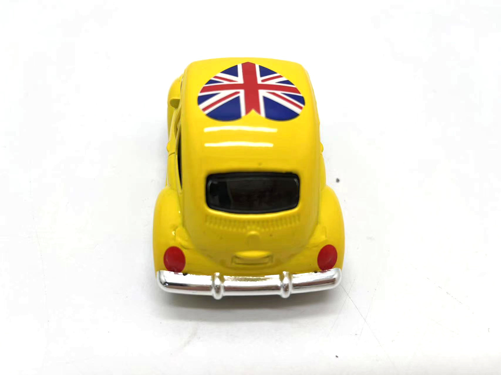 Hot selling 1:32 opening doors pull-back mini kids toys Beetle alloy diecast car with printed pattern