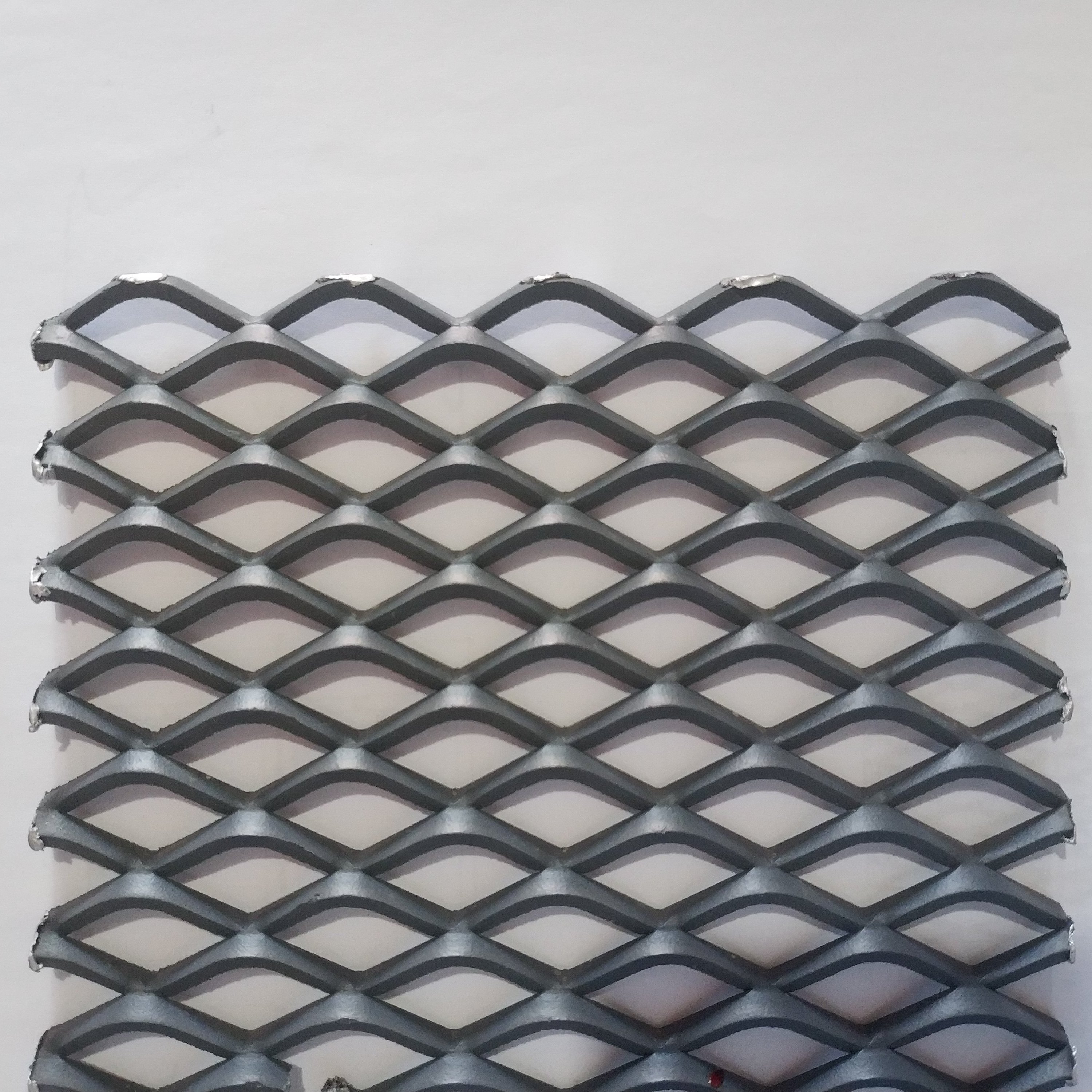 Trailer floor galvanized expanded metal mesh