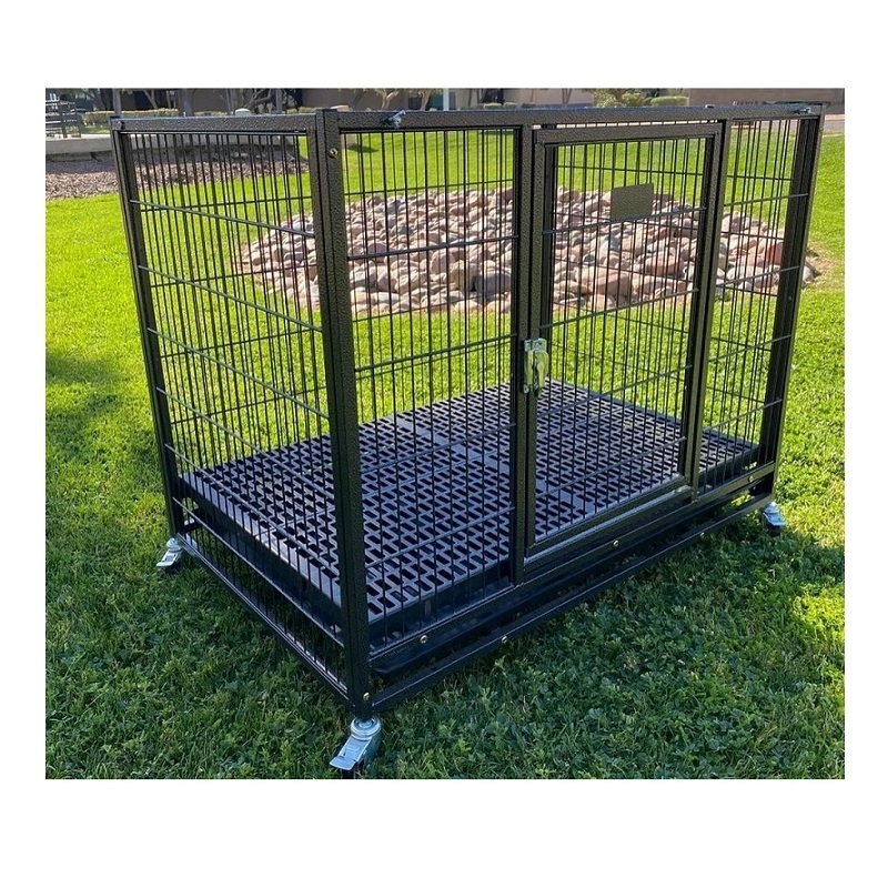 Wholesale Metal Animal Pet Dog Crate With Wheels & Plastic Tray Portable Indoor Outdoor Steel Pet Traveling Cages