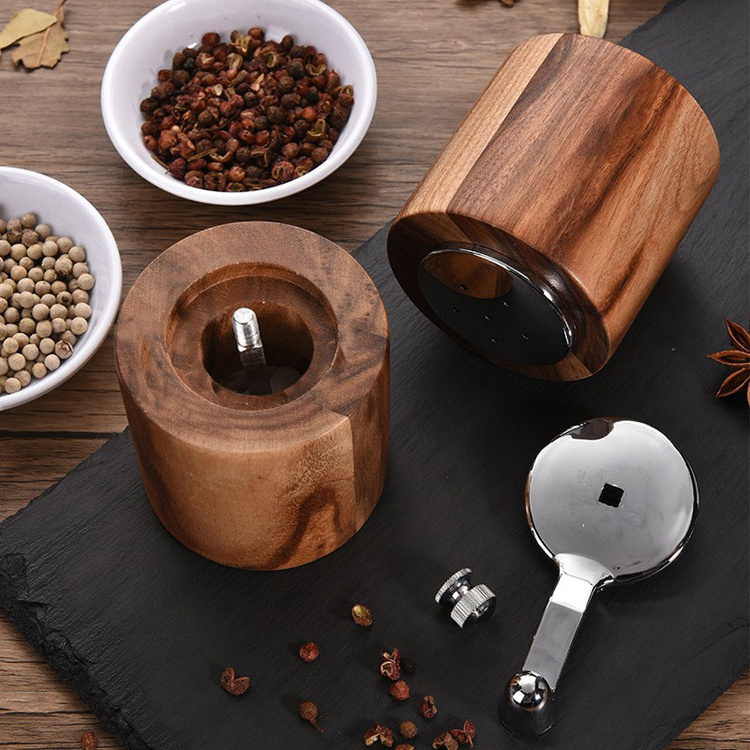 High quality Mini salt and pepper mill with acacia wood pepper Dredge Shaker for kitchen