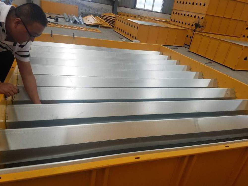 Lower Crack Rate Soja Bean Dryer Soya Bean Drying Machine