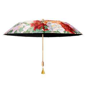 Classic Design 23-Inches 16 Ribs Jiangnan Retro Series Wooden Handle Three Fold Umbrella With UV Coated Protection