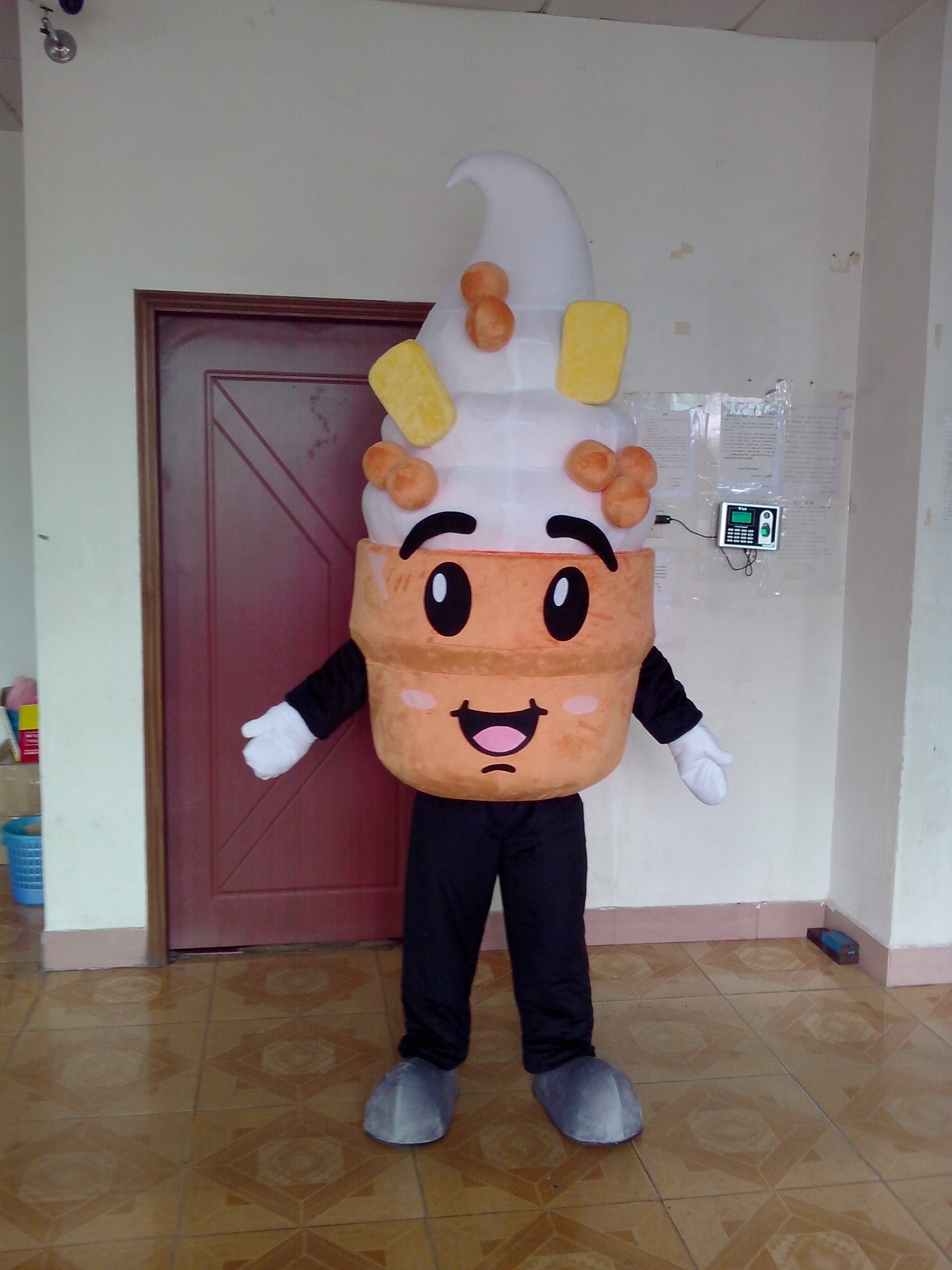 Customized ice cream mascot/custom ice cream costumes adult character cartoon plush fur ice cream mascot costumes for sale