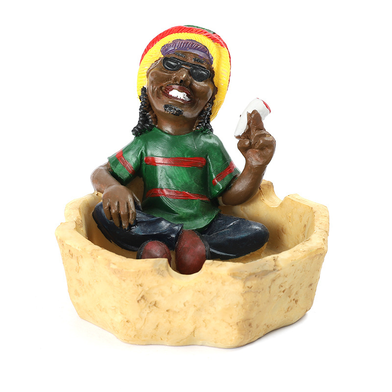 Wholesale High Quality Resin Ashtray Custom Fancy Resin Jamaican Bob Cigar Ashtrays