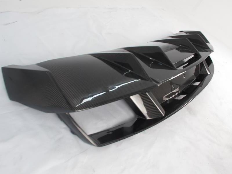 Refitted Body Kit for Gallardo lp570 Car Reworks Super-Leggra Style Carbon Front Bumper Carbon Fiber Side Skirts Spoiler Diffuse