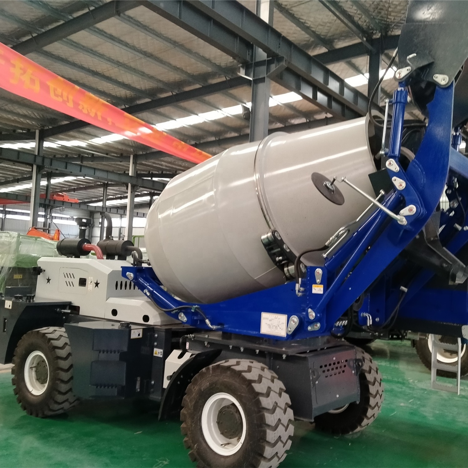 New Design 2.6m3 Small Drum Concrete Mixer Portable Concrete Mixer in Saudi Arabia