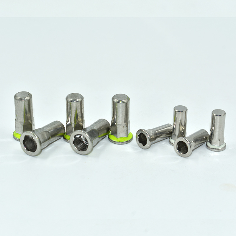 M3 M4 M5 M6 M8 M10 M12 threaded watertight Flat head with underhead seal rivet nut