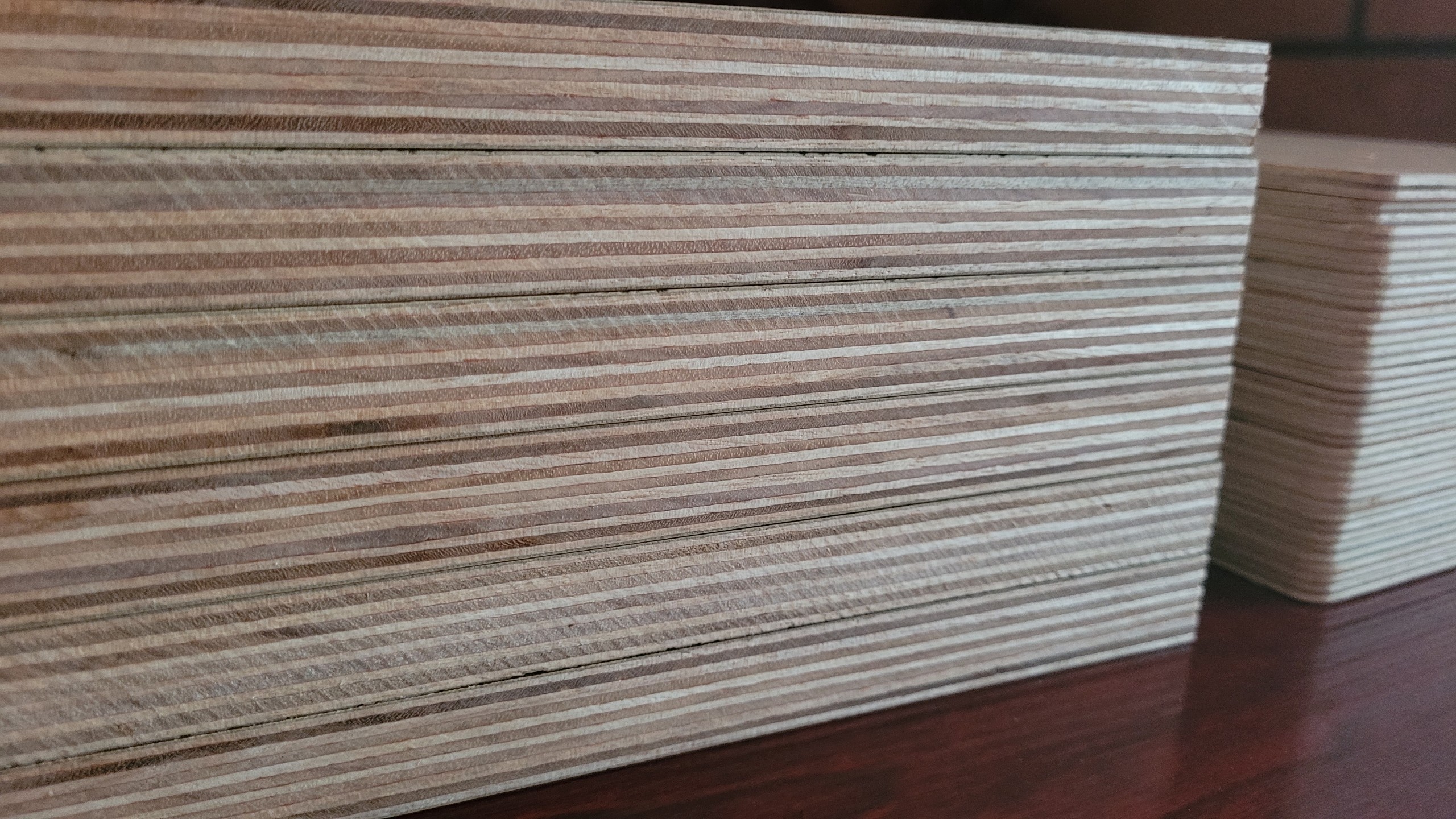 Hot sale Melamine Plywood  Vietnam Plywood sheet 4x8 High quality Plywood  used in furniture, flooring, doors, kitchen, cabinets