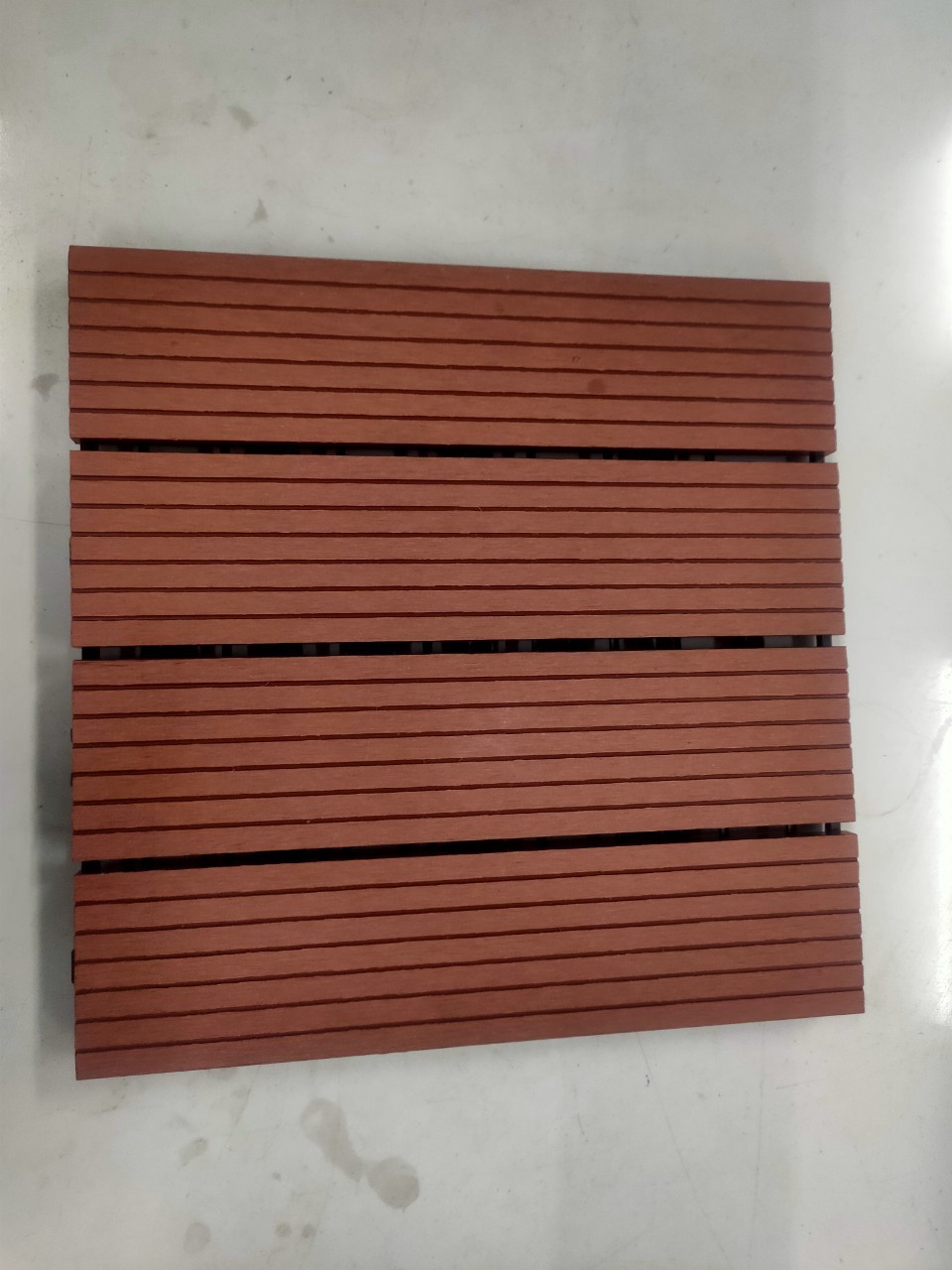 Strong Decking Wpc Tile 300*300*20 Wood Plastic Composite  Interlocking Decking Vietnam Supplier Garden , Flooring