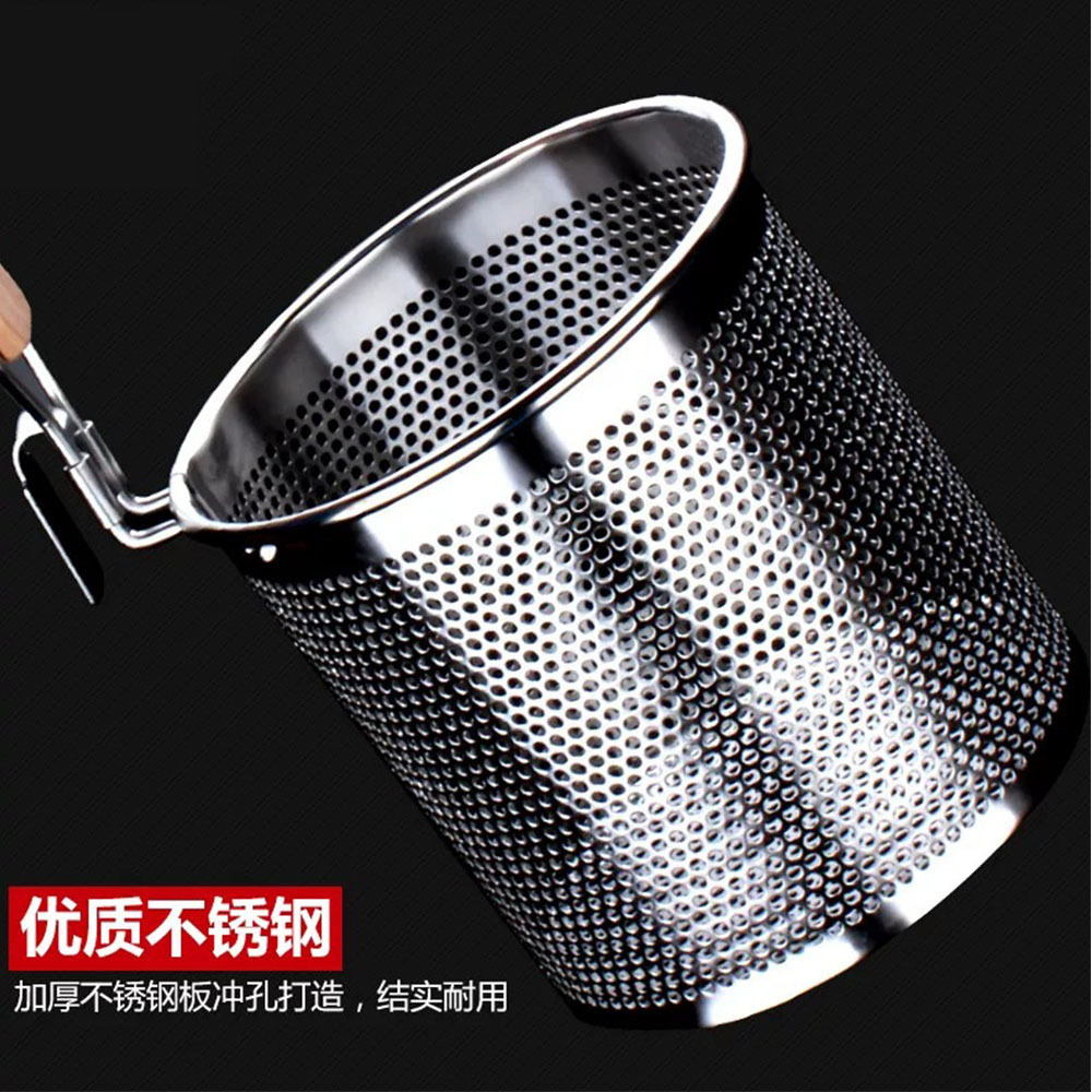 Kitchen Vegetables Stainless Steel Strainer Pasta Pot Strainer Noodle Strainer With Wooden Handle