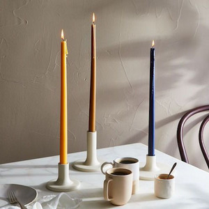 Wholesale Wedding Thin Floral Flower Pattern Dripless Taper Candles Handmade Long Burning White Spiral Dinner Stick Candle