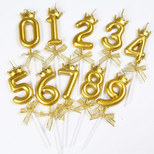 Huaming Hot Sale Golden King Crown Number Birthday Candle Creative Ribbon Party Cake Decorative Number Sparkler Birthday Candle