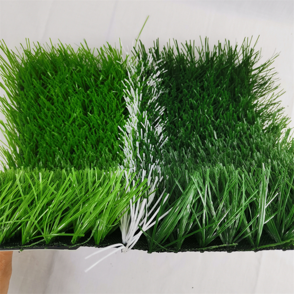 Artificial grass for soccer fields Cheap wall roll carpet for football Landscaping synthetic turf for outdoor decoration