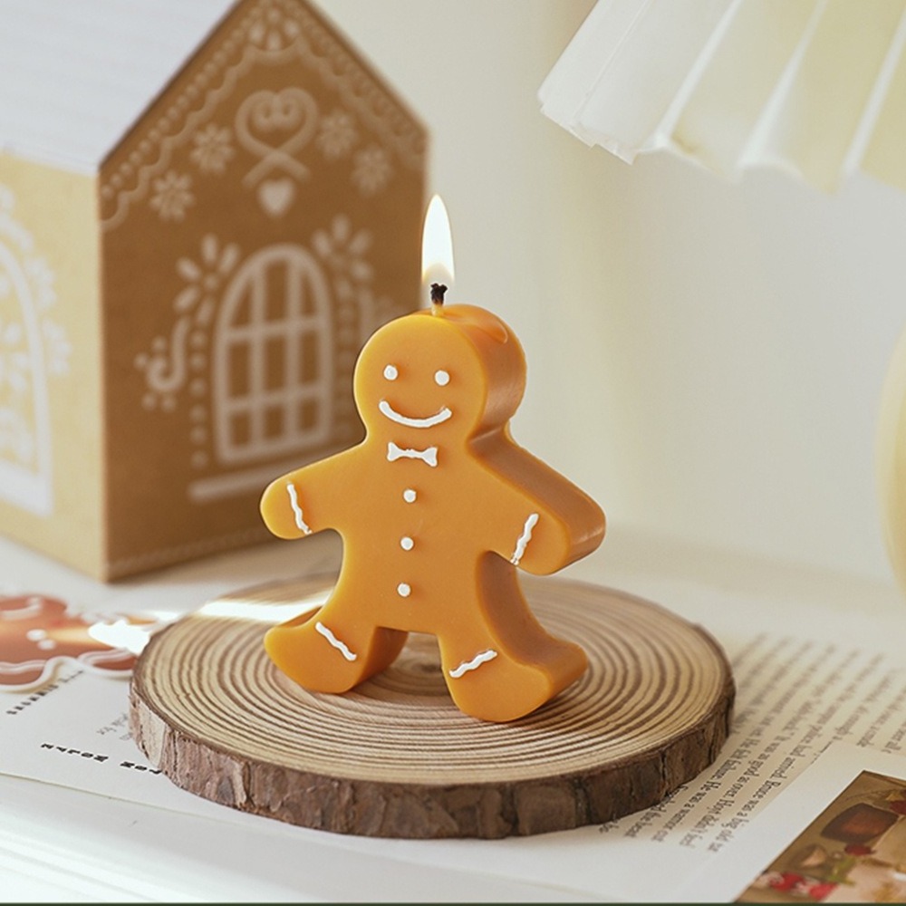 Novelty Christmas Scented Candles Gingerbread Man Scented Decoration Small Ornaments Scented Candles