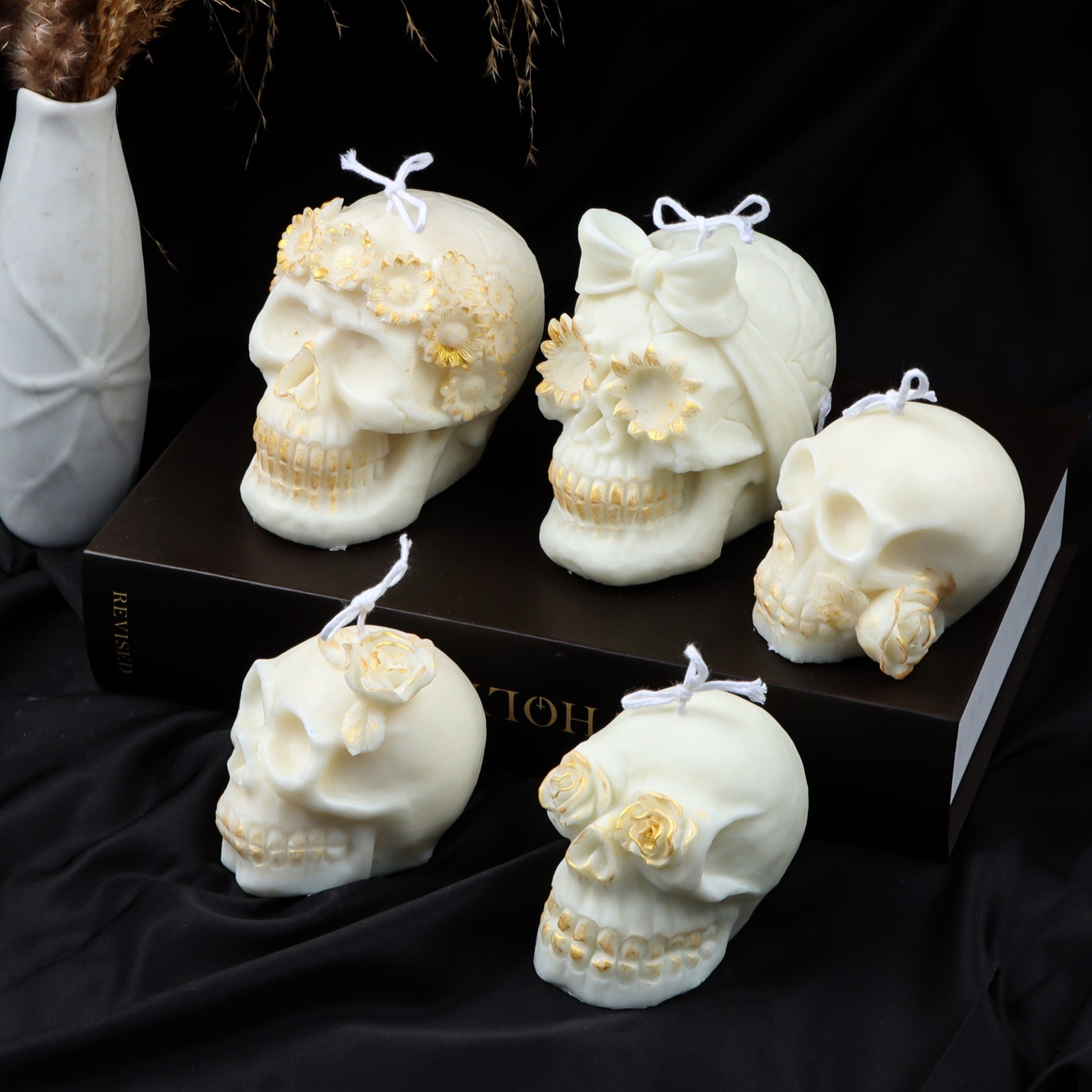 Soy Wax Halloween Decoration White Flower Skull Scented Halloween Candles