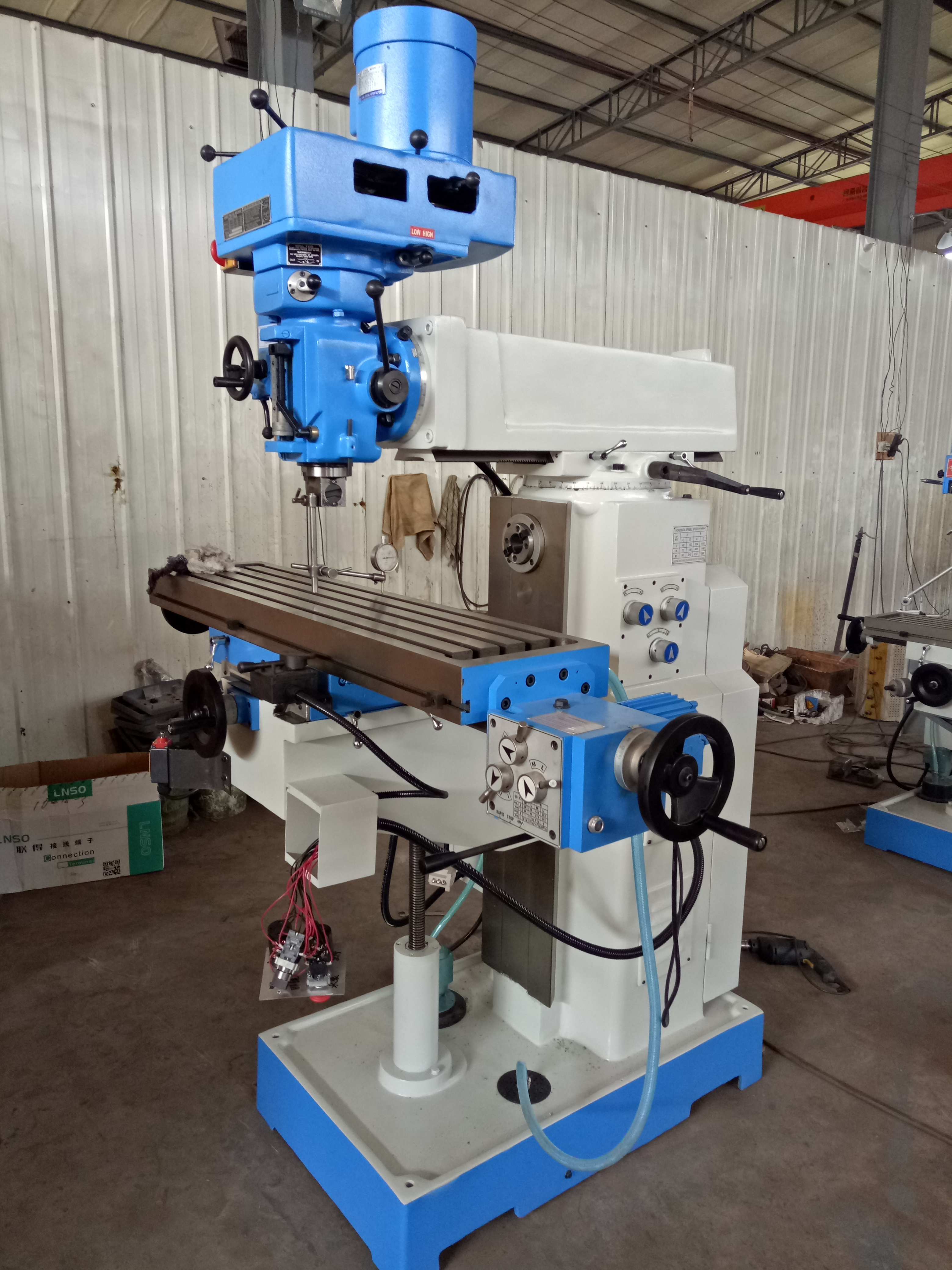 heavy duty milling machine ZX6350C Dia.50mm universal milling machine with China low price