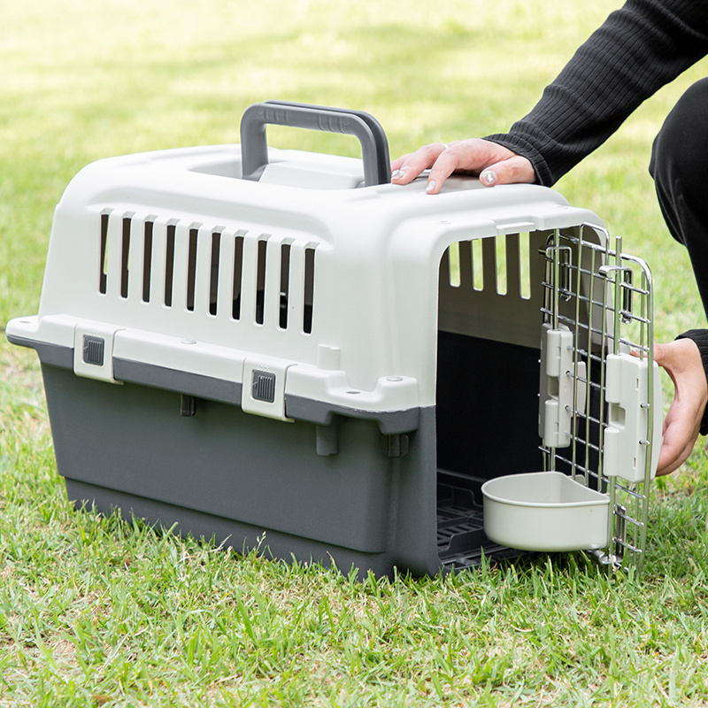 Breathable Airline Approved Plastic Portable Travel cage with wheels Pet Flight Carrier Dog Cage for Dog Cat