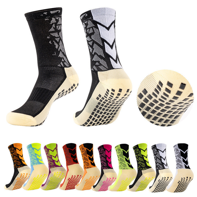 Mid length custom glue anti slip socks towel bottom sweat absorption breathability grip socks football