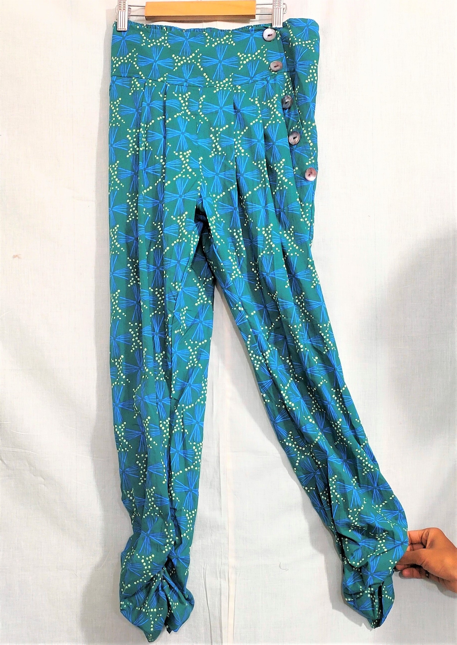 Ladies Cotton Printed Pants with Elastic at Waist