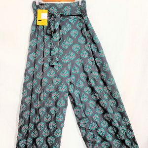 Ladies Cotton Printed Pants with Elastic at Waist