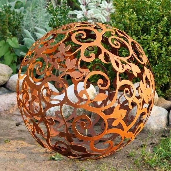 Outdoor Lovely Corten Steel Garden Art Laser Cut Metal Ball Sculptures