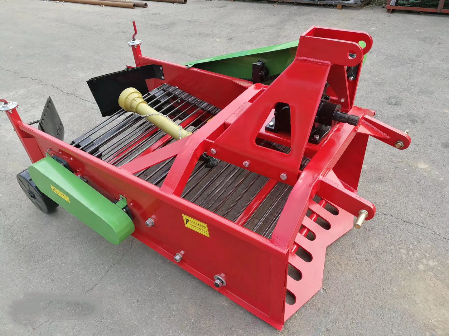 Farm Use Sweet Potato Digging Machine/Potato Garlic Peanut Digger/Potato Harvesting Machine