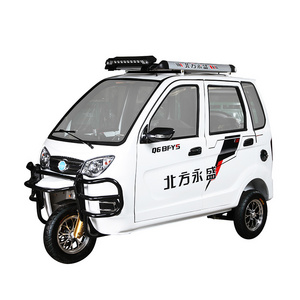 Hot Chinese 175cc enclosed Passenger Tricycle Motorcycle Moto Taxi Bajaj Three Wheeler Auto Rickshaw Enclosed Cabin Tricycle