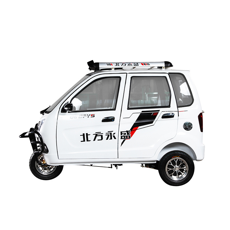 Hot Chinese 175cc enclosed Passenger Tricycle Motorcycle Moto Taxi Bajaj Three Wheeler Auto Rickshaw Enclosed Cabin Tricycle