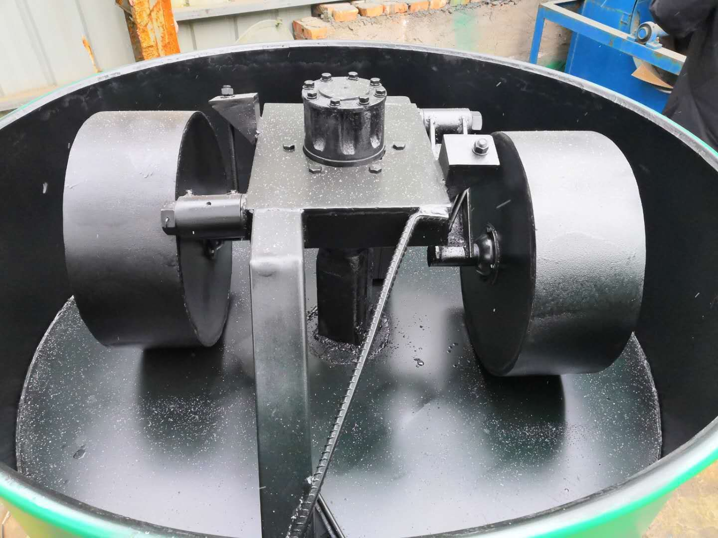 Roller clay sand foundry sand mixer