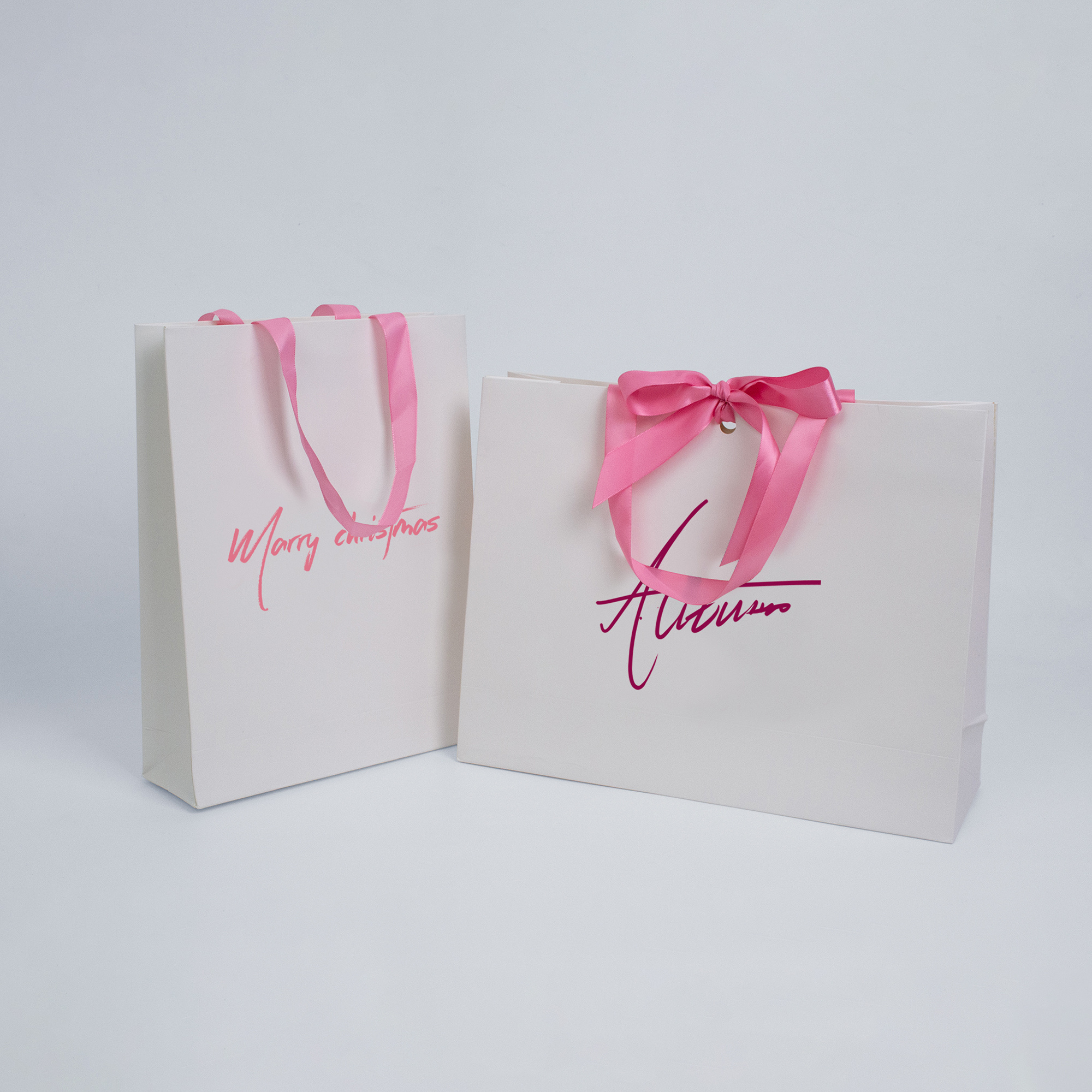 Custom Make Logo Environment-friendly Tire Tote Cardboard Luxury Paper Shopping Bags for Clothes Clothing Gifts