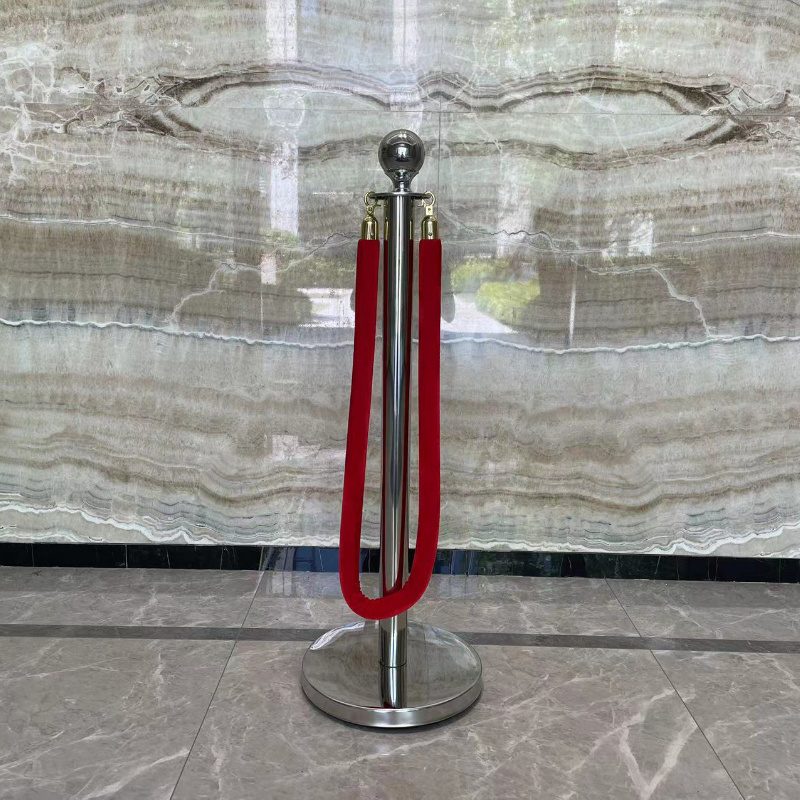 Hot Sale Red Carpet Used Gold Crowd Control Stanchions For Special Events