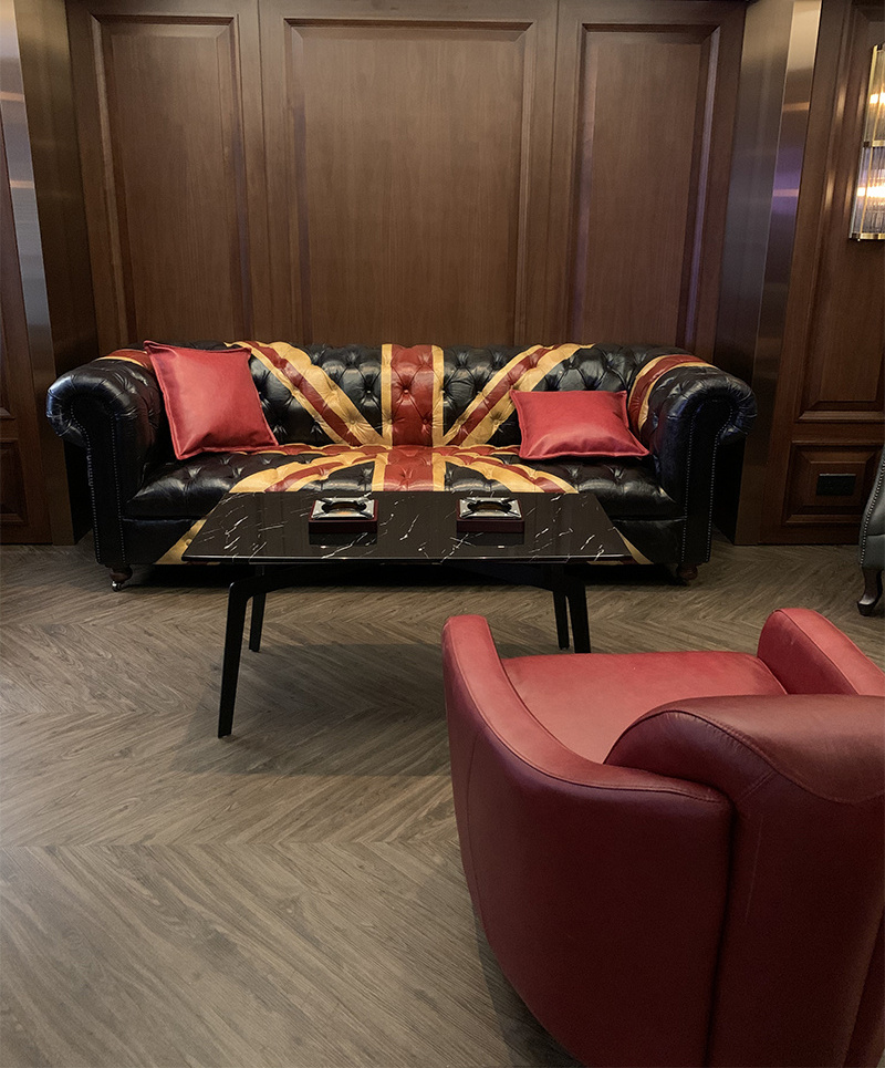 Custom Luxurious Whiskey Cigar Room Furniture Leather Sofa Chair Cigar Bar Lounge Furniture Leather Booth Seating